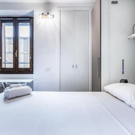 Morimondo Studio Apartment Milan Luaran gambar