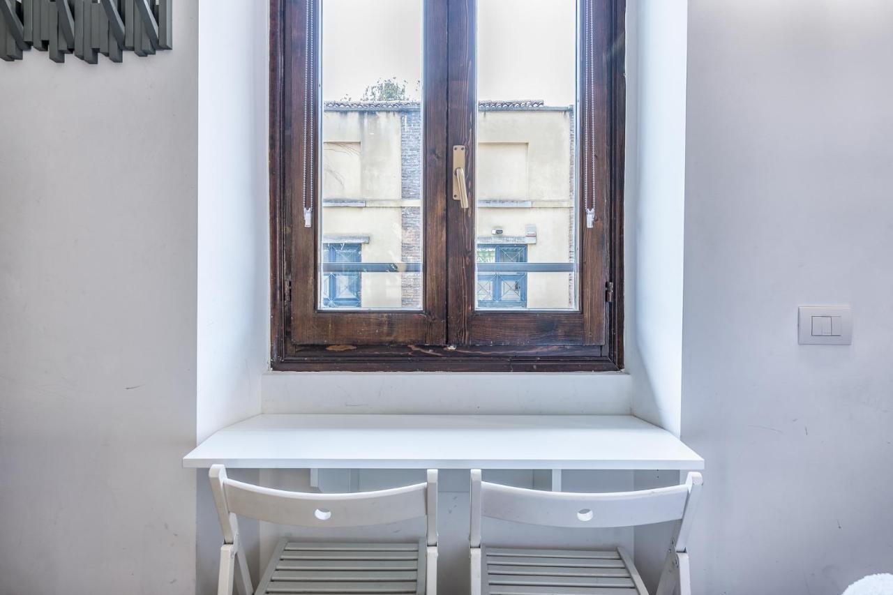 Morimondo Studio Apartment Milan Luaran gambar