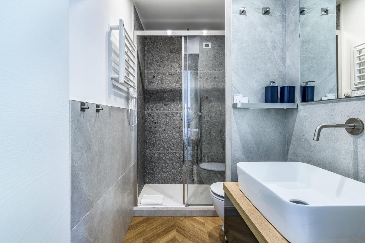 Morimondo Studio Apartment Milan Luaran gambar