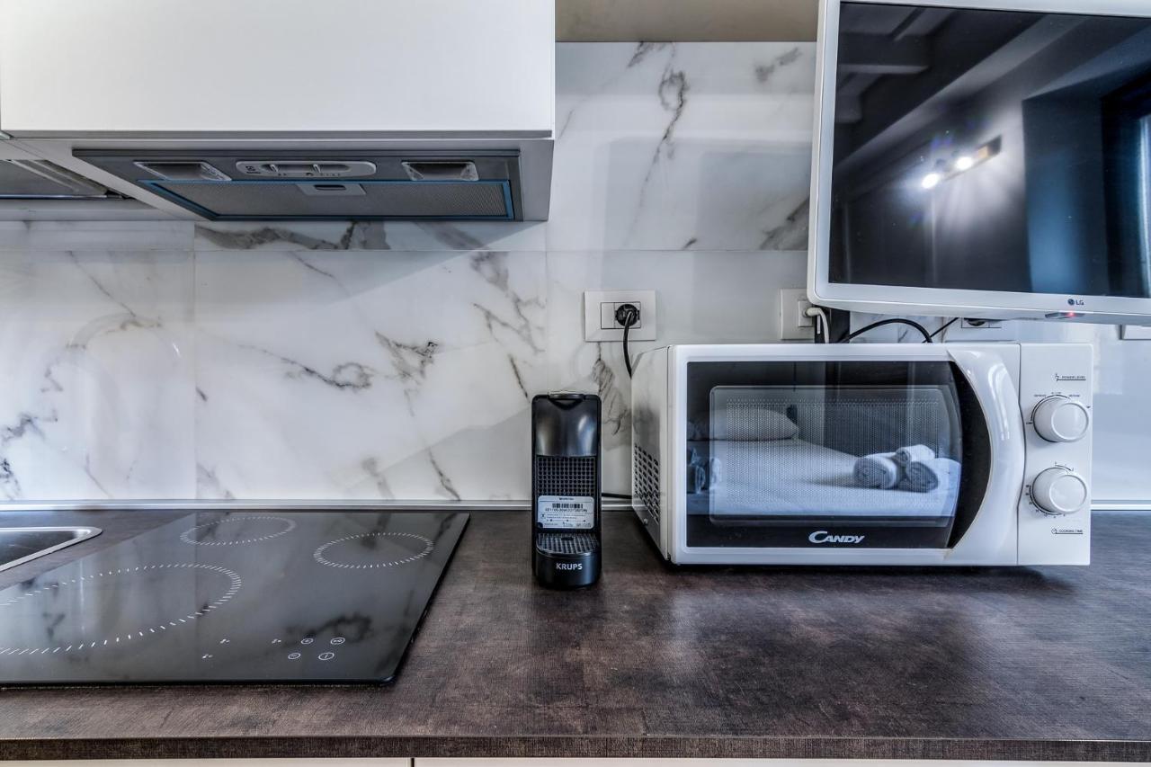 Morimondo Studio Apartment Milan Luaran gambar